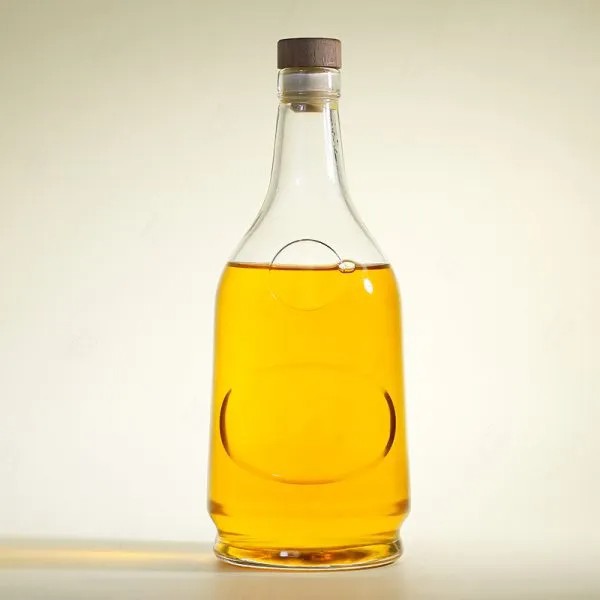 Custom 700ml Whisky Brand Wholesale Glass Bottle Factory suppliers